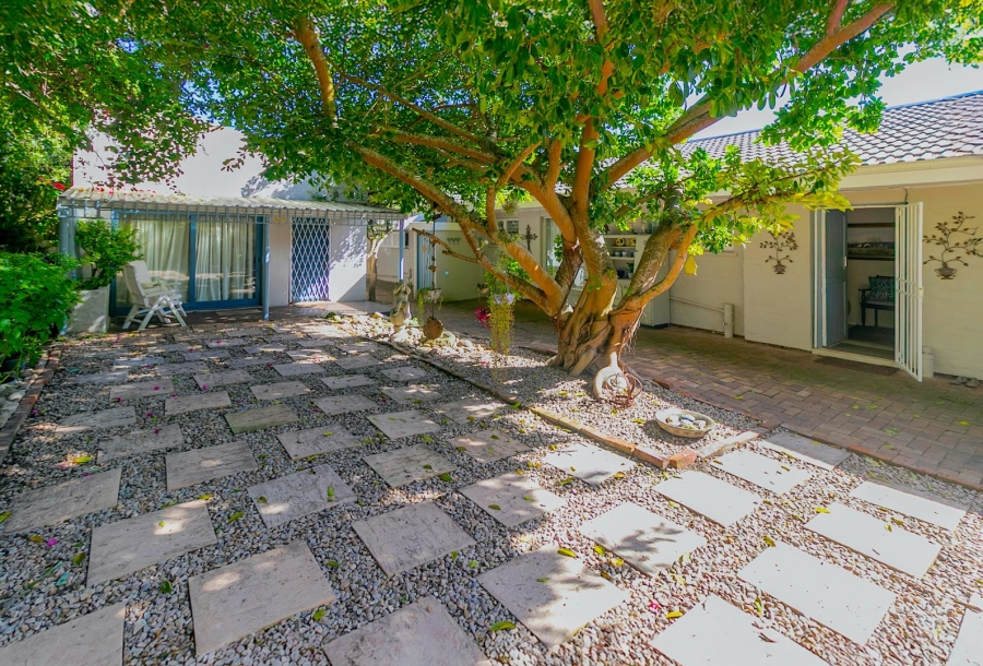 4 Bedroom Property for Sale in Wilderness Central Western Cape